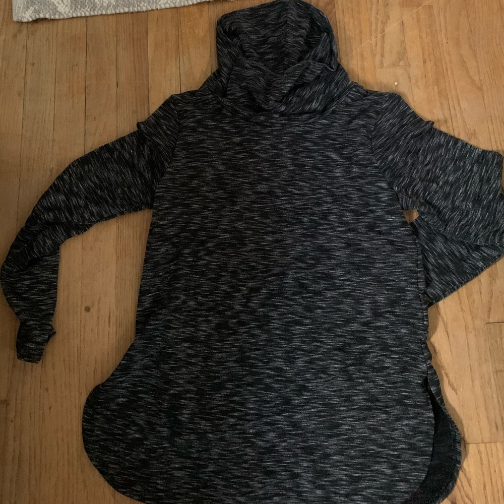 Jones Cow neck sweatshirt